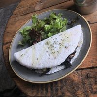 Vegan tapioca pancake at Zenith in Porto