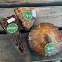 Vegan snacks at Mimint Bio Market in Arnhem