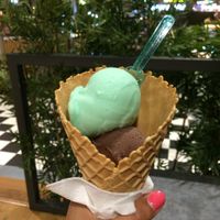 Vegan & sugarless ice cream. #mint #choc
 at Love It Raw in Bucharest