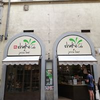 The entrance at Shake Cafe - Del Corso in Florence