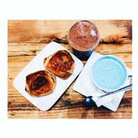 Blue "Milk", crazy delicious chocolate smoothie and pain au chocolat at Shake Cafe - Del Corso in Florence