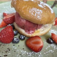 Donut mit Sorbet  at Alt Enginger Mühle in Paderborn