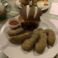 Burger with avocado fries at Botanique in Hasselt