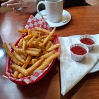 truffle fries at Green Vegetarian Cuisine - Quarry Market in San Antonio