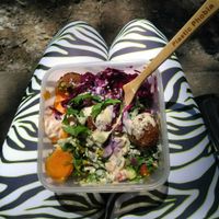 If you take your own lunchbox and cutlery, you get a discount! Bonus 😍 at Plantkind in Shrewsbury