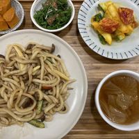 Stir-fried udon set meal, only available during afternoon tea (14:00-17:00) at Original Vegan 原粹蔬食作 - Yuán Cuì Shū Shi Zuò in New Taipei City