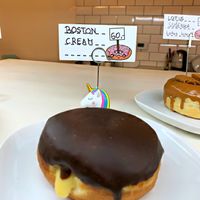 Boston cream #Veganuary at Blue Vegan Pig Shop in Prague