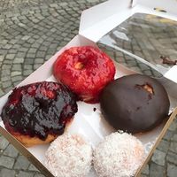 blueberry with vanilla cream, raspberry with vanilla cream, boston cream, raffaelo at Blue Vegan Pig Shop in Prague