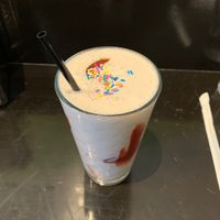 Strawberry mylkshake at güd eats in Saskatoon