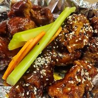 vegan cauliflower wings at Vibrations in Gary