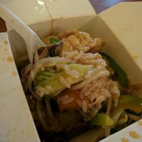 Take away box with rice, tofu, vegetables and sweet sour sauce at Mr. Wok in Heerlen