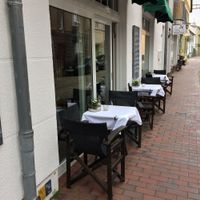 Nice outdoor seating at WunderBar in Guestrow