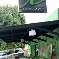 Look for the slice-dotted i and the Friends not Food mural at Indulge in Quezon City