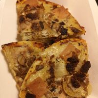 Neat Lovers (Solo Pizza) at Indulge in Quezon City