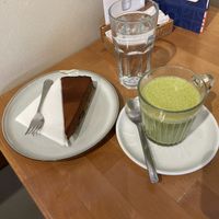 chocolate-peanut raw cake and matcha latte  at Tecó in Mostar