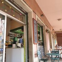 Vibe at Chelo Cafe in Barcelona