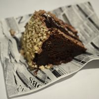 Vegan chocolate cake at Dempanadas in Valencia