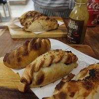 6 empanadas and 2 cokes 21,50€ at Dempanadas in Valencia