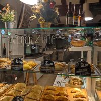 Quick service at Dempanadas in Valencia