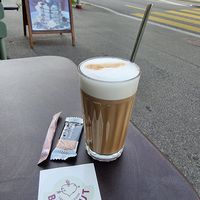 Oatmylk latte at Beetnut in Zurich