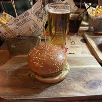 Sunny burger  at Scholars Lounge Irish Pub in Rome