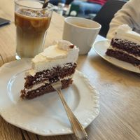 Schoko-Vanille-Torte + Eiskaffee at Katzencafe Miezhaus in Bielefeld