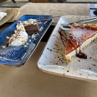 Brownie and cheesecake   at Raizes in Quarteira