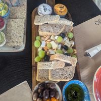 Cheese board at Raizes in Quarteira