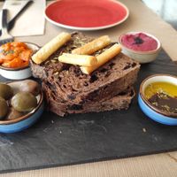 Entrée bread at Raizes in Quarteira