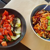 Zoodles mit Currysauce at Raizes in Quarteira