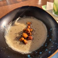 Crema di cavolfiori e ceci croccanti   at GiG - Green is Good in Ericeira