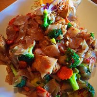 Pad Se Ew with Tofu at Chon Thai Food in Chandler