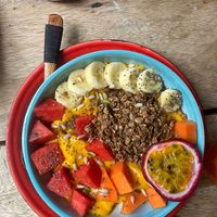 Mango smoothie bowl at Big Bite Home Style Veggie Cafe in Koh Tao