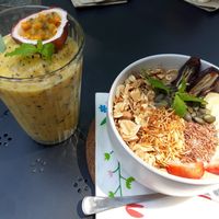 Smoothie Bowl & Smoothie at Snooze in Chiang Mai