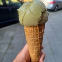 Pistazieneis at Kugelpudel Garten Eden in Dortmund