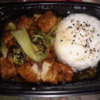 Gardein orange chicken at Yard House in Dallas