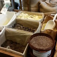 White and dark chocolate vegaN (note they do have dairy milk chocolates  too) at Casa Perris in Barcelona