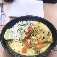 Curry Masaman at Om in Girona