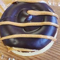 Peanutbutter chocolate donut at Mud Pie Vegan Bakery and Coffee in Mission