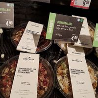 vegan take away dishes at Ekoplaza - Zadelstraat  in Utrecht