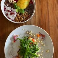 smoothie bowl & tofu scramble on gf (by request) at Vinny's Warung in Canggu