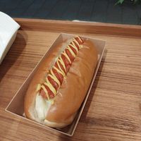 Vegan hot dog (with mustard and pickles) at Yiihotang 一禾堂 - Songshan District in Taipei