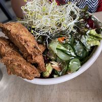 A salad bowl at Huacamole Vegan Food in San Pedro