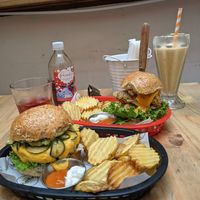 Crispy Vegan Chicken & Oyster burgers at Huacamole Vegan Food in San Pedro