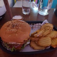 chickn burger at Huacamole Vegan Food in San Pedro