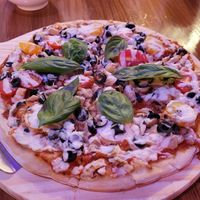 Capresse Pizza at Huacamole Vegan Food in San Pedro