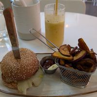 Chik'N sandwich with sweet potato fries and Tropical drink at Huacamole Vegan Food in San Pedro