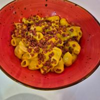 Mac and cheese at Huacamole Vegan Food in San Pedro