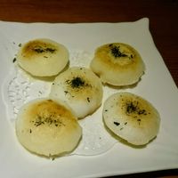 Seaweed buns at Zǎozǐ Shù - Vegetarian Life Style - Gubeii in Shanghai