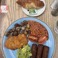 Vegan Breakfast   at LHR - Giraffe - T5 in West London